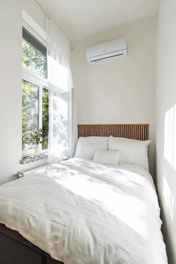 Modern Apartment French Balkony Budapest 0*,