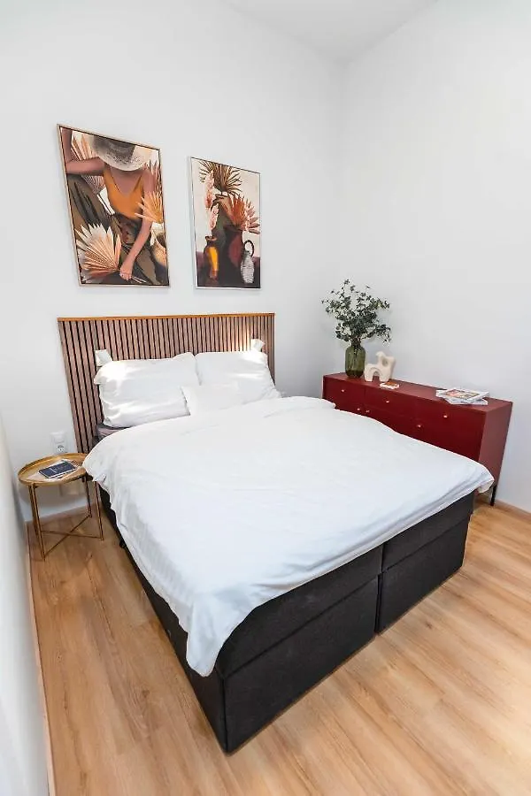 Modern Apartment French Balkony Budapest 0*,  Hungary